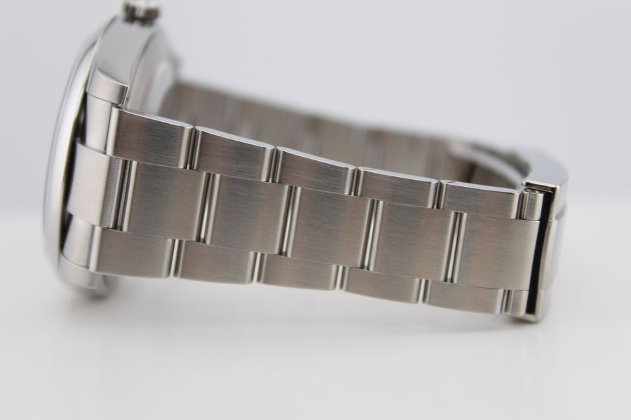 Rolex Oyster Perpetual 124300